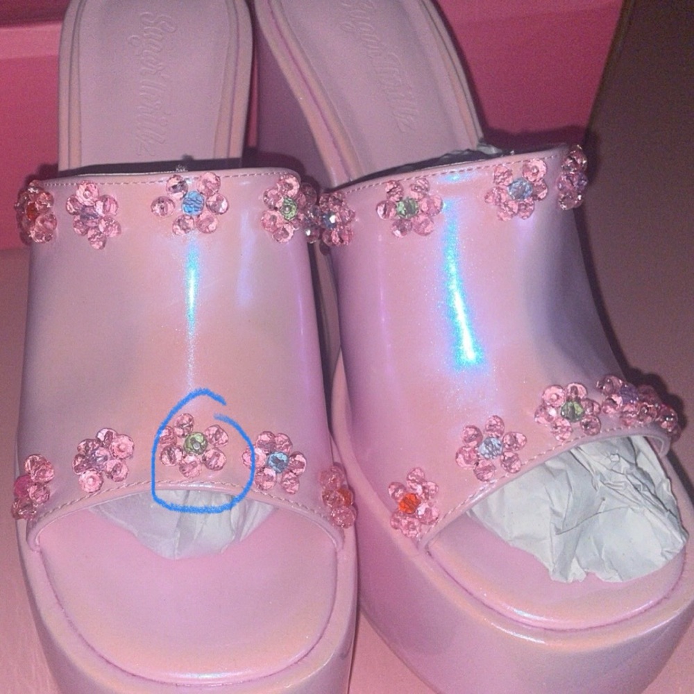 Sugar Thrillz Petal Power Platform Slides - Picture 5 of 6